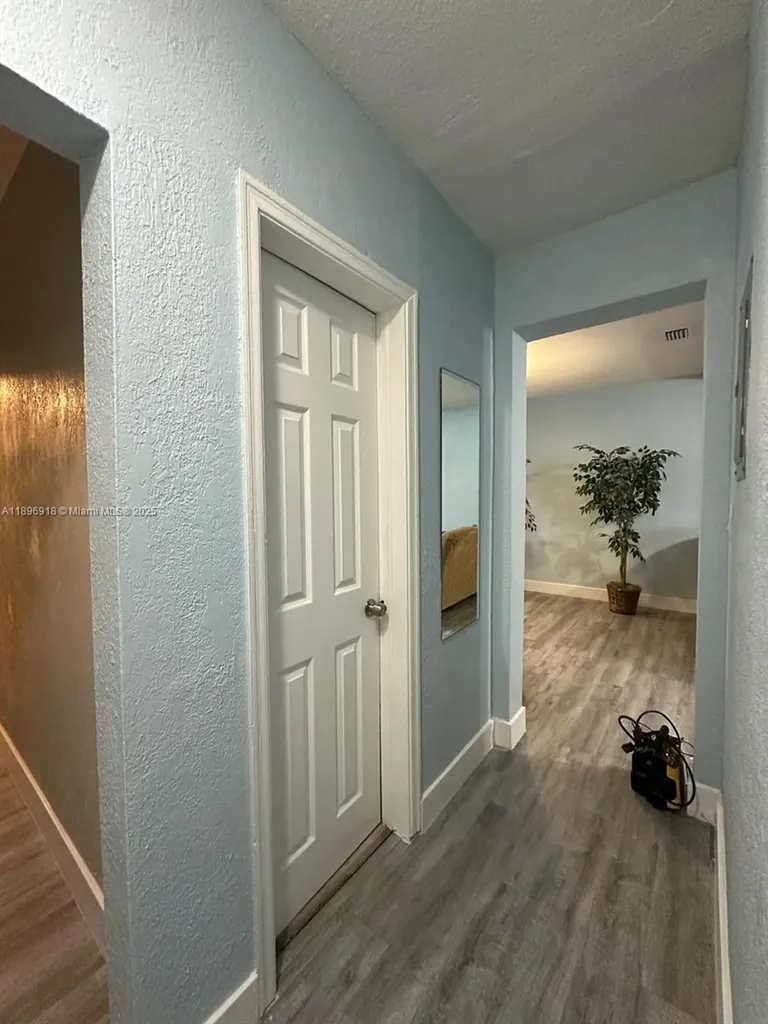 131 Carolina Avenue Fort Lauderdale FL 33312