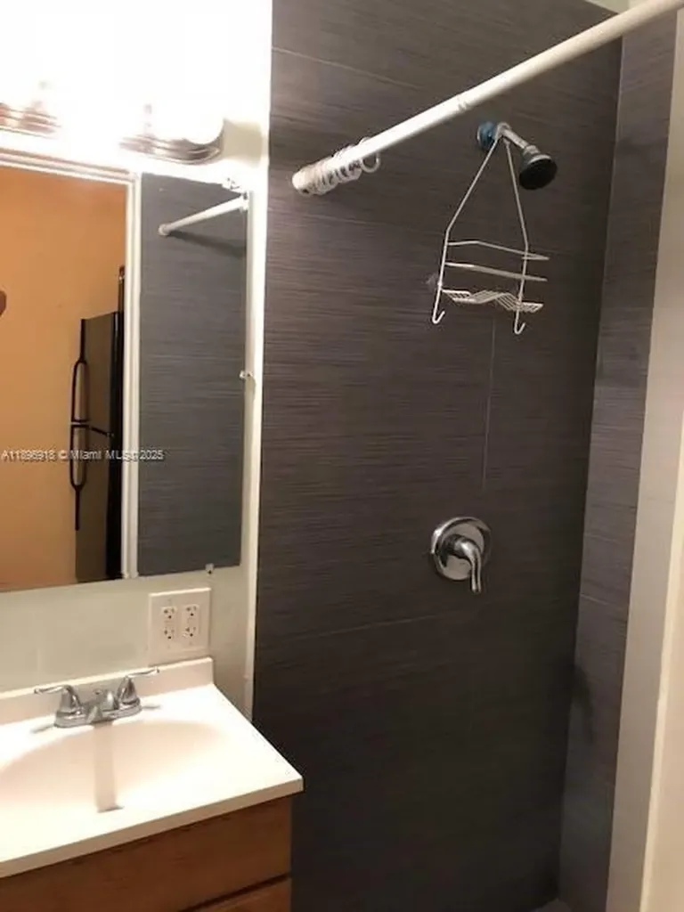 131 Carolina Avenue Fort Lauderdale FL 33312