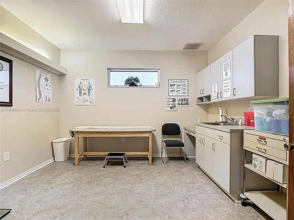 45 Bryan Avenue Other City - In The State Of Florida FL 33935