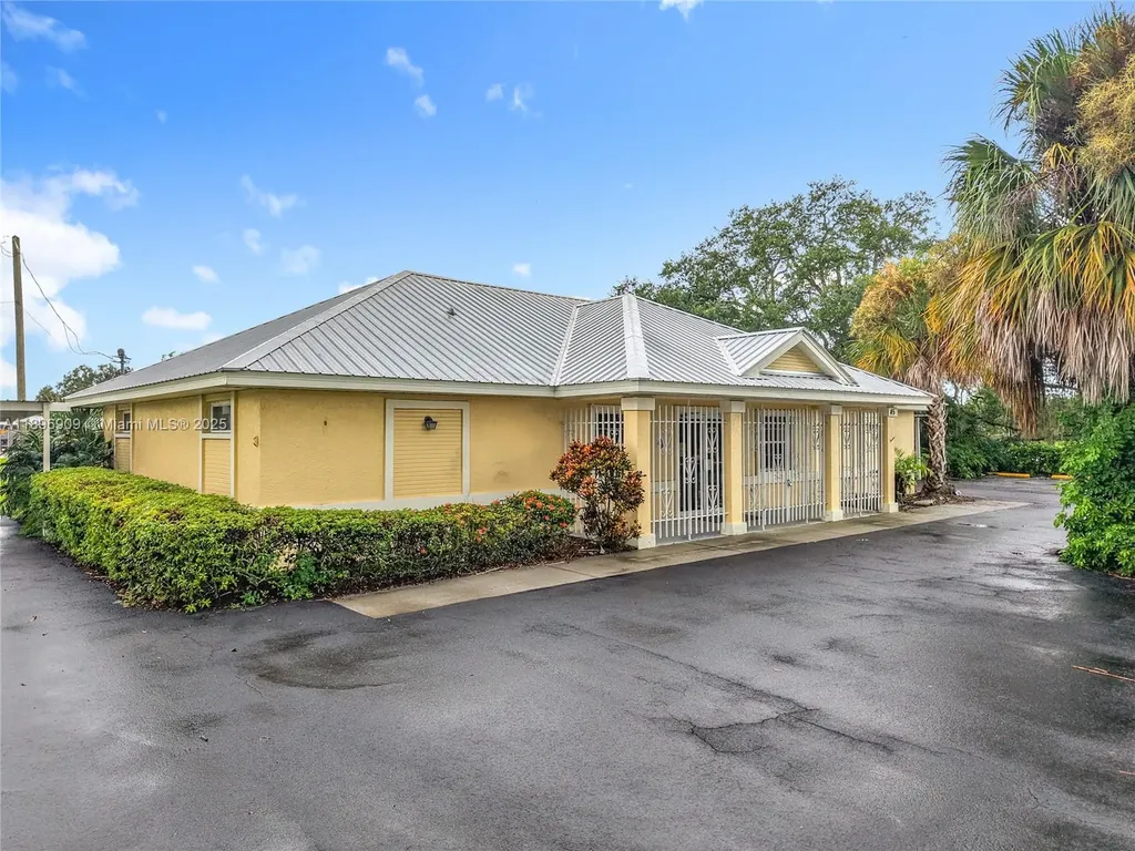 45 Bryan Avenue Other City - In The State Of Florida FL 33935