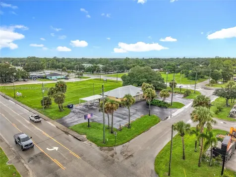 45 Bryan Avenue Other City - In The State Of Florida FL 33935