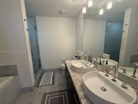 244 Biscayne Boulevard Miami FL 33132