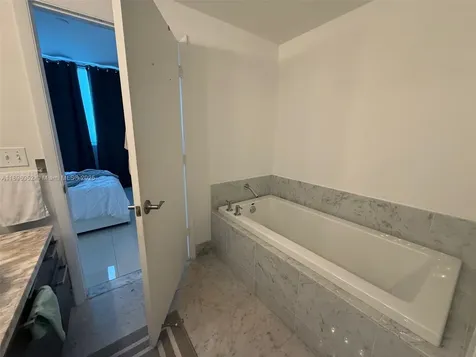 244 Biscayne Boulevard Miami FL 33132