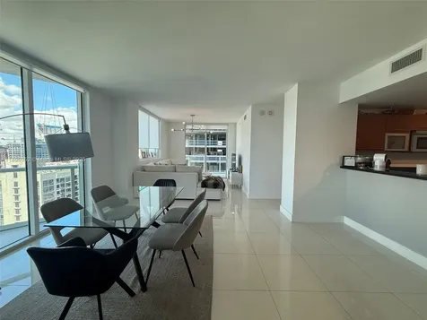 244 Biscayne Boulevard Miami FL 33132