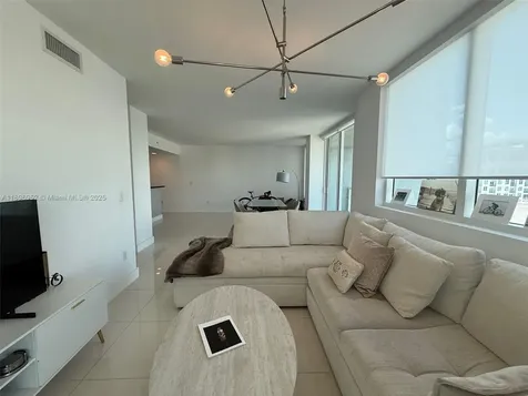 244 Biscayne Boulevard Miami FL 33132