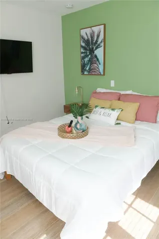 1274 SW 5 Street Miami FL 33135