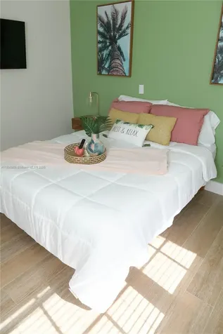 1274 SW 5 Street Miami FL 33135