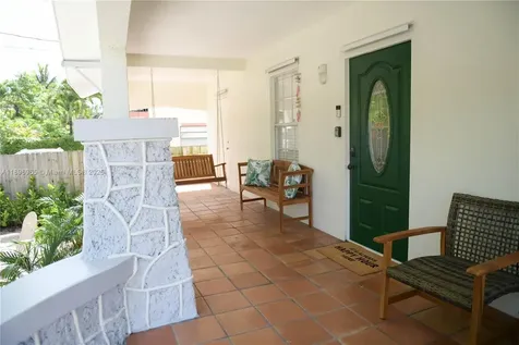 1274 SW 5 Street Miami FL 33135