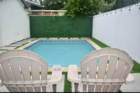 1274 SW 5 Street Miami FL 33135