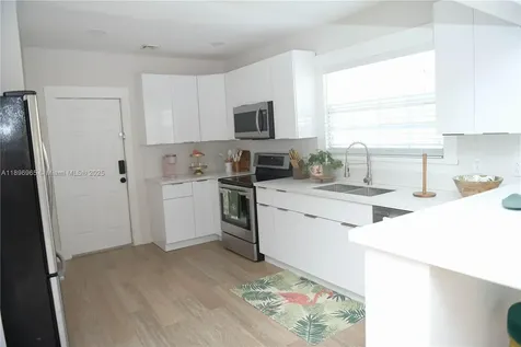 1274 SW 5 Street Miami FL 33135