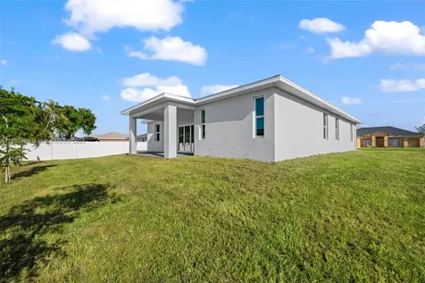 2518 NW 10th Terrace Cape Coral FL 33993