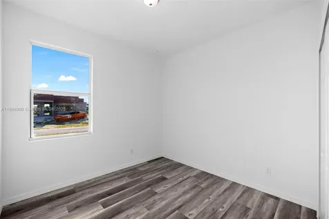 2518 NW 10th Terrace Cape Coral FL 33993