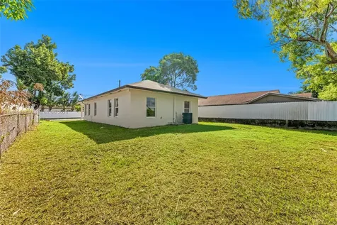7690 NW 17th Place Miami FL 33147