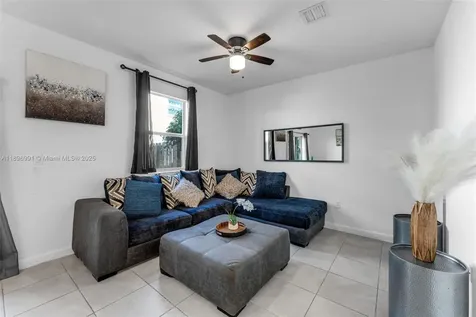 2659 SE 11th Street Homestead FL 33035