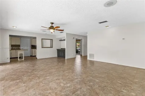 10410 SW 50th Place Cooper City FL 33328