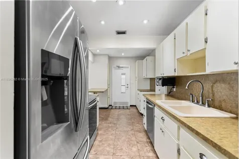 10410 SW 50th Place Cooper City FL 33328