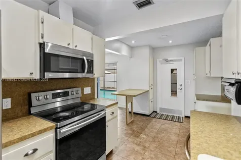 10410 SW 50th Place Cooper City FL 33328