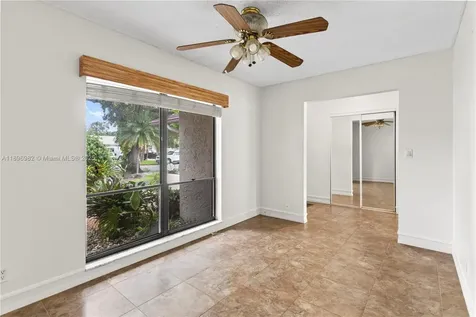 10410 SW 50th Place Cooper City FL 33328