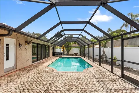 10410 SW 50th Place Cooper City FL 33328