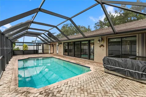 10410 SW 50th Place Cooper City FL 33328