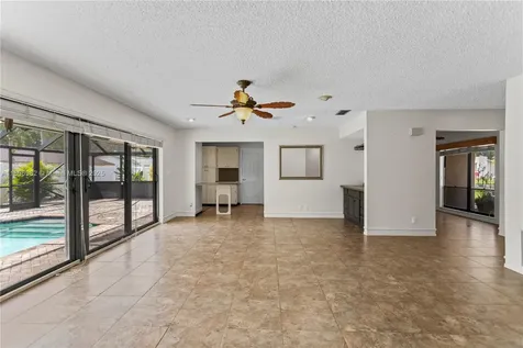 10410 SW 50th Place Cooper City FL 33328
