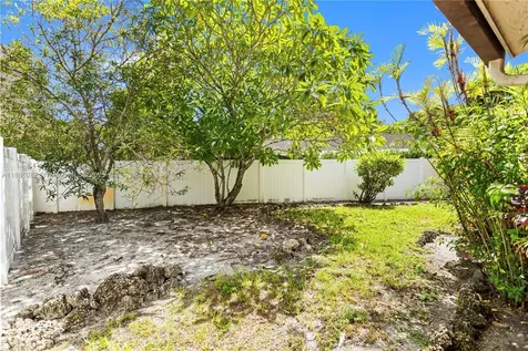 10410 SW 50th Place Cooper City FL 33328