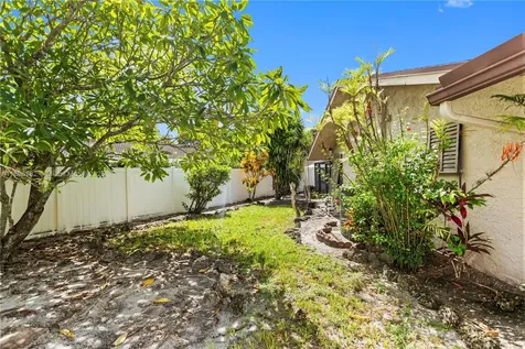 10410 SW 50th Place Cooper City FL 33328
