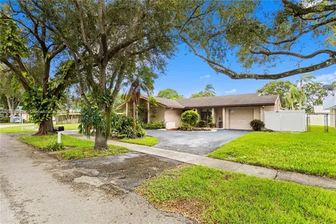 10410 SW 50th Place Cooper City FL 33328