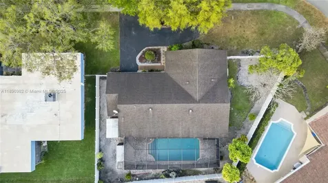 10410 SW 50th Place Cooper City FL 33328