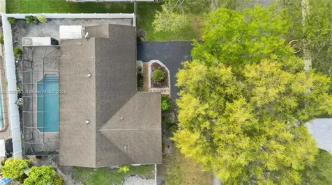10410 SW 50th Place Cooper City FL 33328