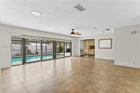 10410 SW 50th Place Cooper City FL 33328