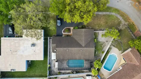 10410 SW 50th Place Cooper City FL 33328