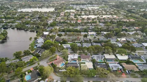 10410 SW 50th Place Cooper City FL 33328