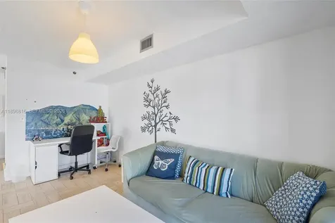 4000 Towerside Terrace Miami FL 33138