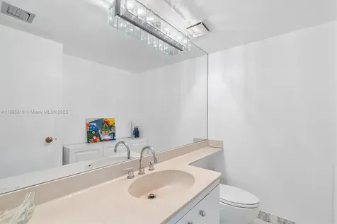 4000 Towerside Terrace Miami FL 33138