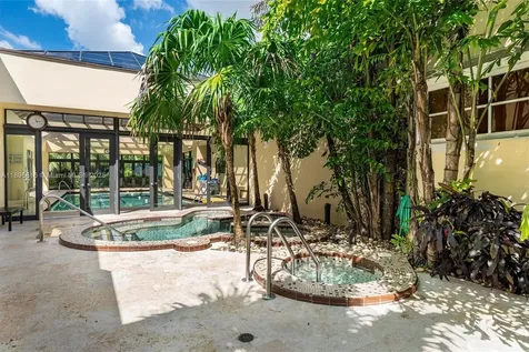 4000 Towerside Terrace Miami FL 33138