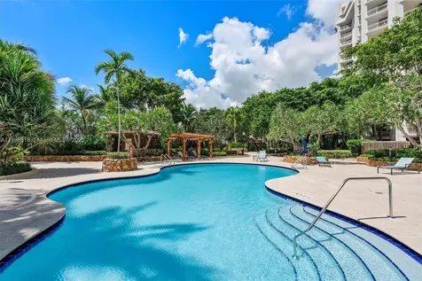 4000 Towerside Terrace Miami FL 33138