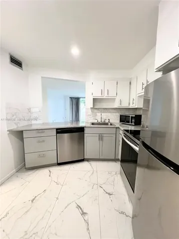1710 NE 191st Street Miami FL 33179
