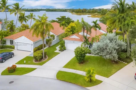 1181 NW 173rd Avenue Pembroke Pines FL 33029