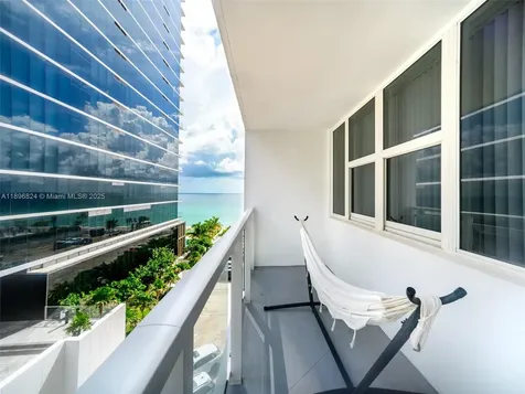 Hallandale Beach FL 33009