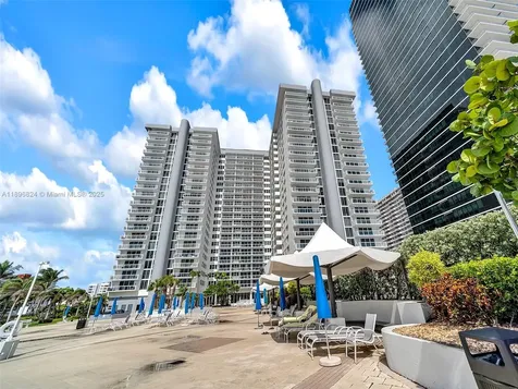 Hallandale Beach FL 33009