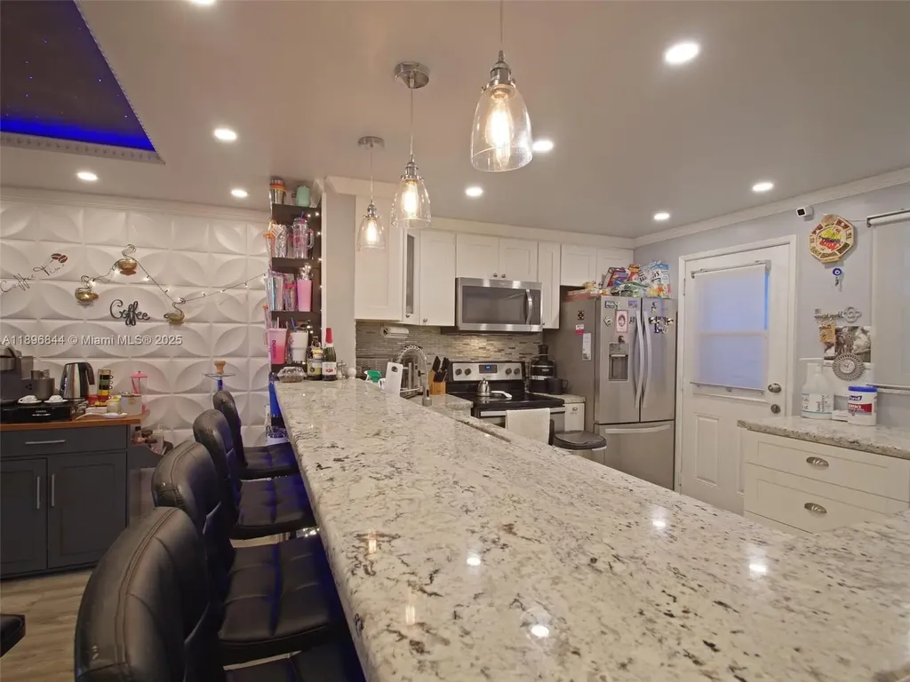 420 NE 12th Avenue Hallandale Beach FL 33009