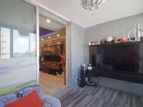 420 NE 12th Avenue Hallandale Beach FL 33009