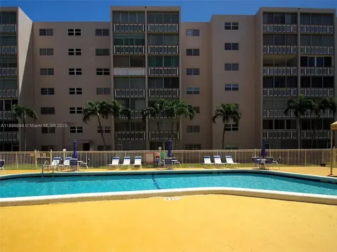 420 NE 12th Avenue Hallandale Beach FL 33009
