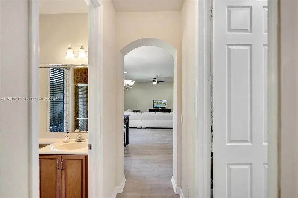 16219 Rosecroft Terrace Delray Beach FL 33446