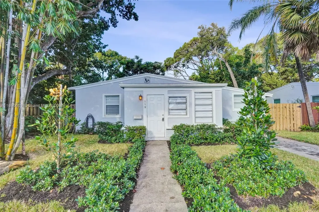 119 SW 22nd Avenue Fort Lauderdale FL 33312
