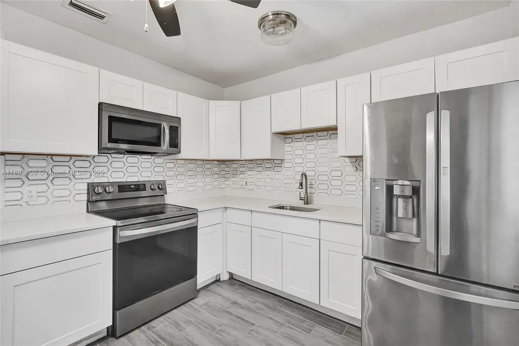 119 SW 22nd Avenue Fort Lauderdale FL 33312