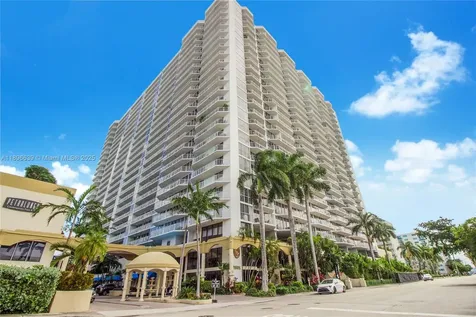 7601 E Treasure Drive North Bay Village FL 33141