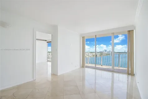 7601 E Treasure Drive North Bay Village FL 33141