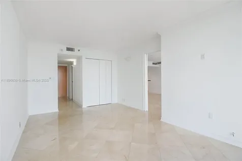 7601 E Treasure Drive North Bay Village FL 33141